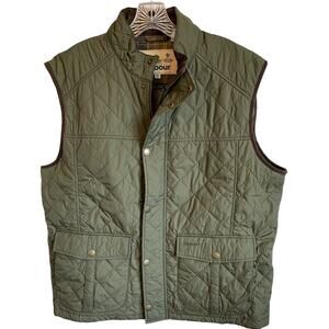 Barbour explorer gillet vest with hand hidden zipper with snap closure, men’s.